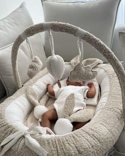 בוקלה אבן שילוב לבן עם קשת